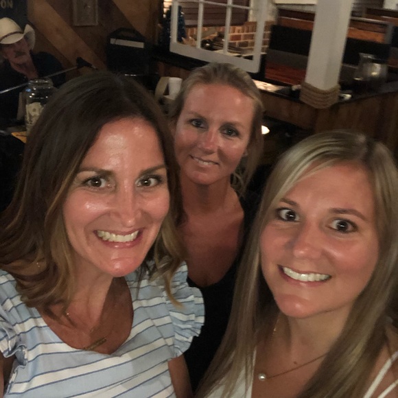 Meet your Posher, Meredith - Picture 1 of 1